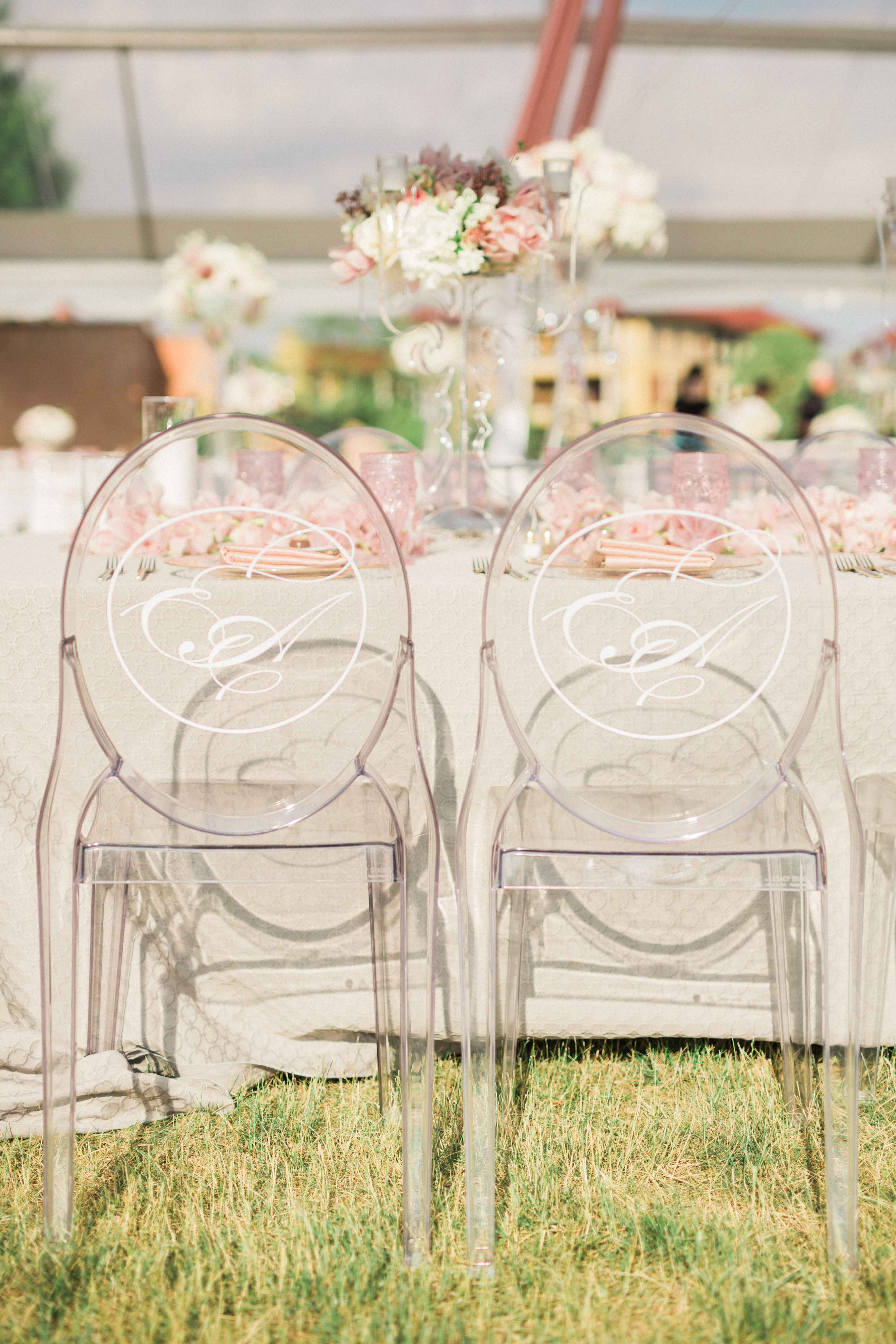 Wedding Planning 13 Acrylic and Lucite Wedding Décor Ideas Inside